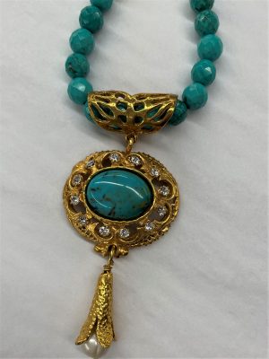 Necklace with Faceted Turquoise beads, Gold Links and Pendant