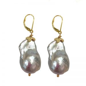 Wild Pearl Drop Earring (Gray/Gold)